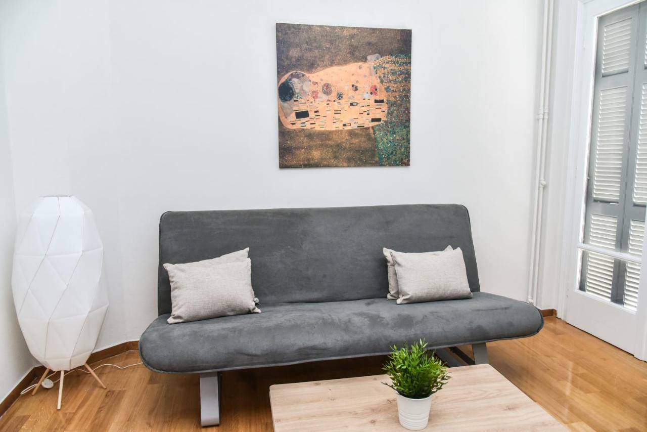 Warm Apartment At Exarchia 1 Bed 2 Pers Athen Eksteriør bilde